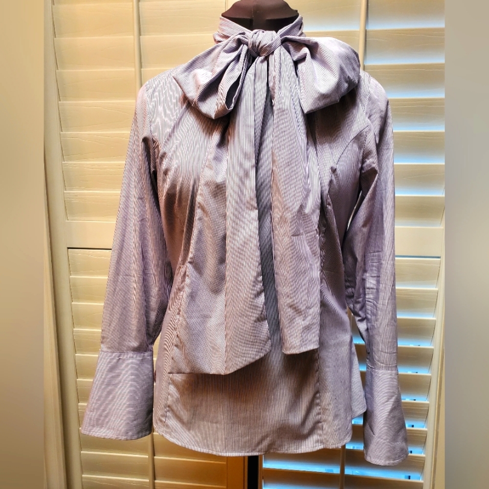 Banana Republic striped bow blouse size 10